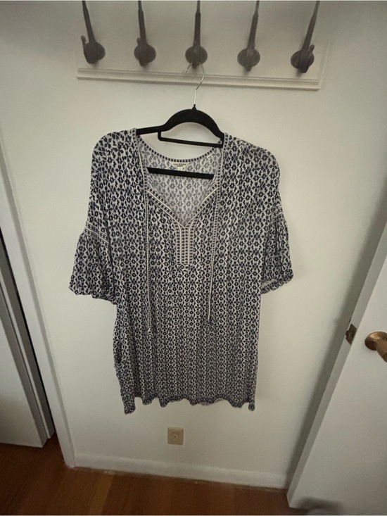Max Studio Tops - Max Studio Blue and White Printed women’s tunic ( or very short dress!)